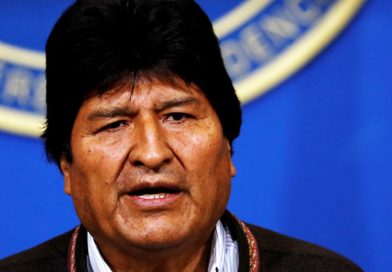 Evo Morales renuncia a la presidencia de Bolivia Evo Morales renuncia a la presidencia de Bolivia