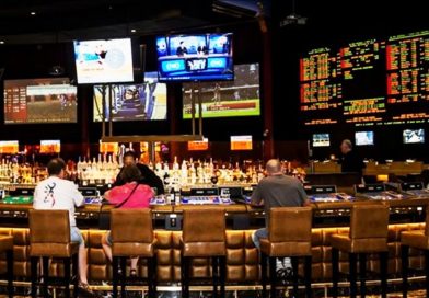 Frey deroga la regulacion de emergencia que limita el servicio de bares en Minneapolis Frey deroga la regulacion de emergencia que limita el servicio de bares en Minneapolis