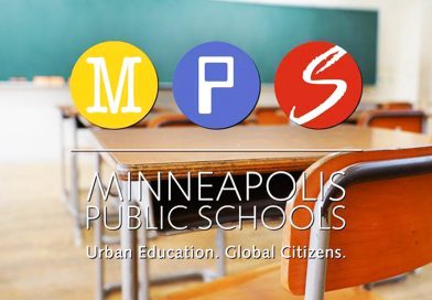 Las escuelas de Minneapolis cambian a aprendizaje en linea para el lunes, debido al clima y al COVID-19 Las escuelas de Minneapolis cambian a aprendizaje en linea para el lunes, debido al clima y al COVID-19